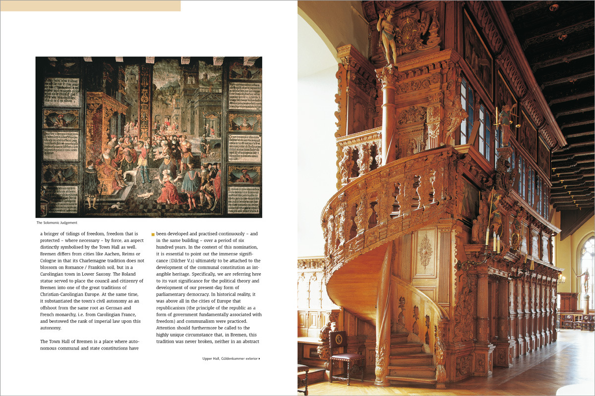 Rathaus und Roland